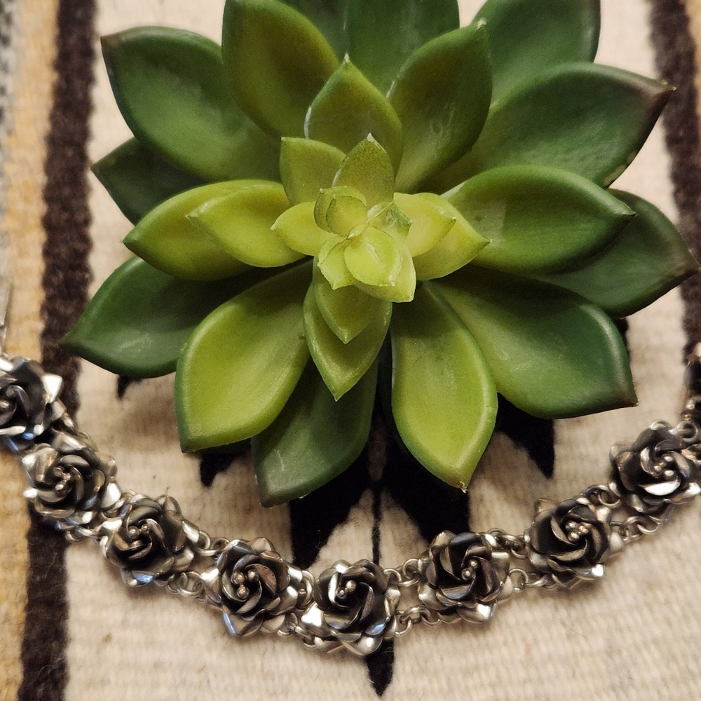 Taxco 8" Sterling Silver Rose Bracelet